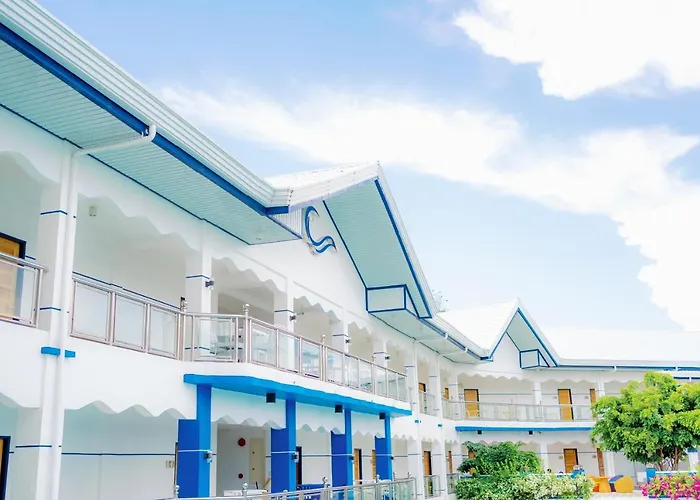 Santiago Cove Hotel And Restaurant