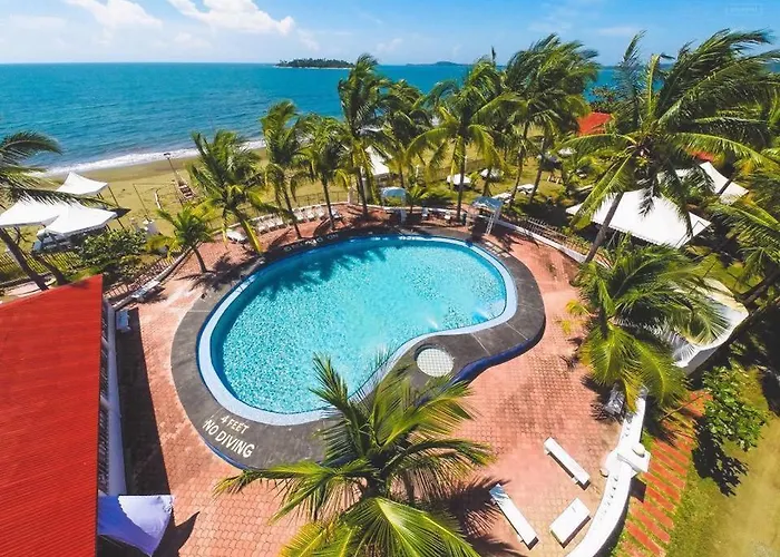 Isla Vista Beach Resort