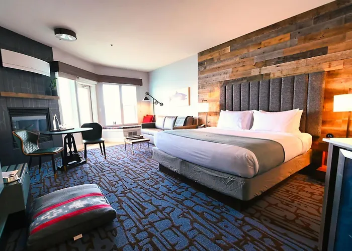 Cannery Pier Hotel & Spa