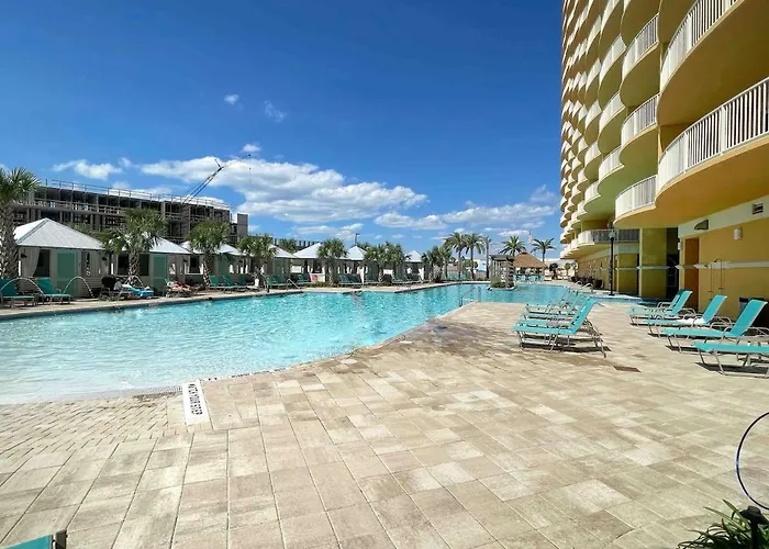 Calypso 3-2303 Penthouse Level W/ Incredible View!