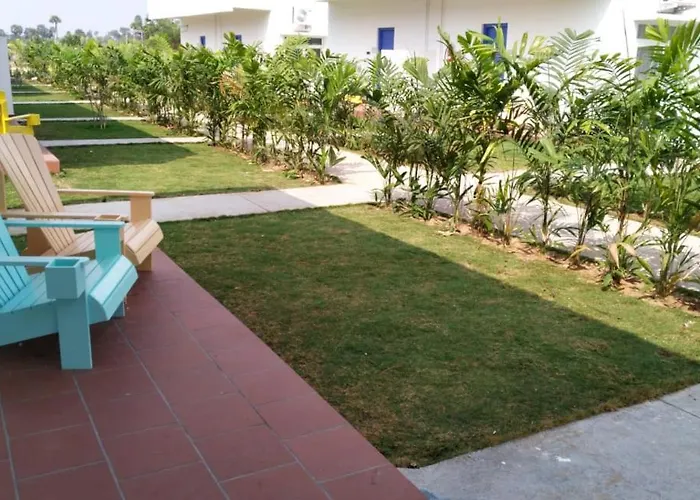 Riviera Beach Resort