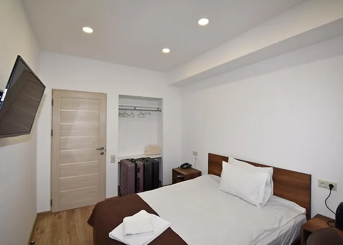 Patriott Hotel