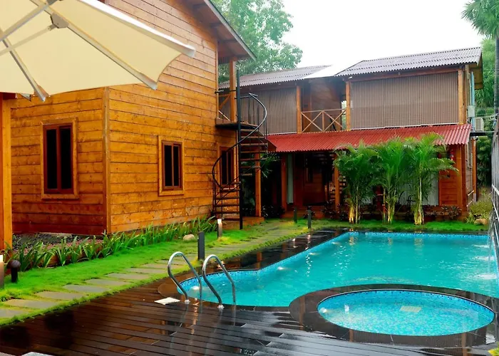Wooden Ecr Sea Resort