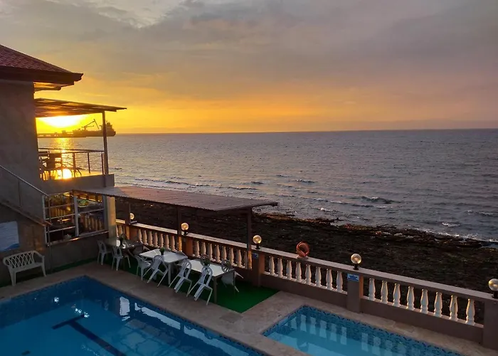 Ocean Breeze Resort