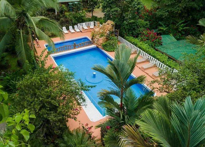 Ara Ambigua Lodge