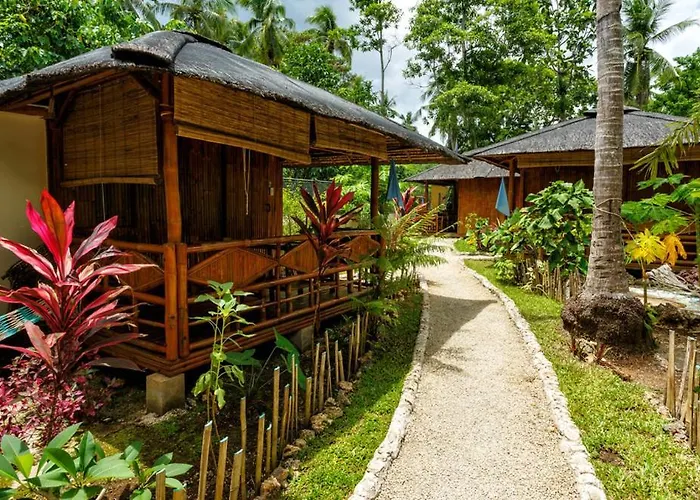 Camotes-Hidden-Huts