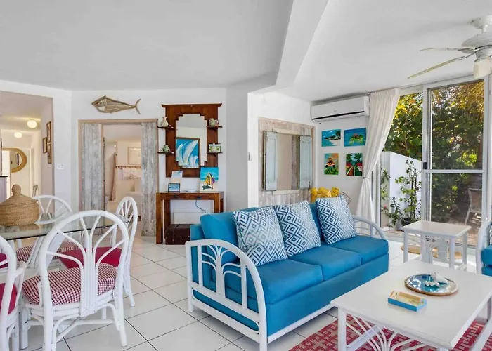 Turtle'S Nest Beach Resort