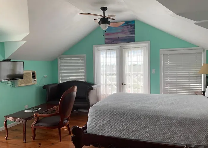 Bay Inn Estates