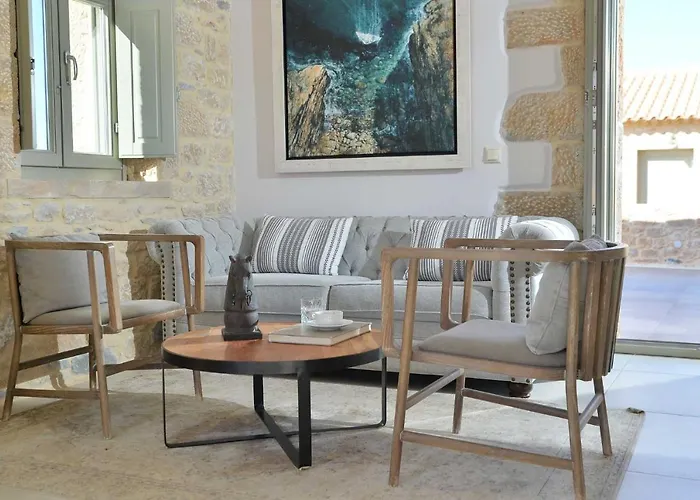 Akrolithi Boutique Hotel & Suites