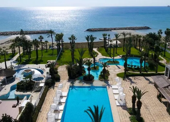 Sandy Beach Hotel & Spa