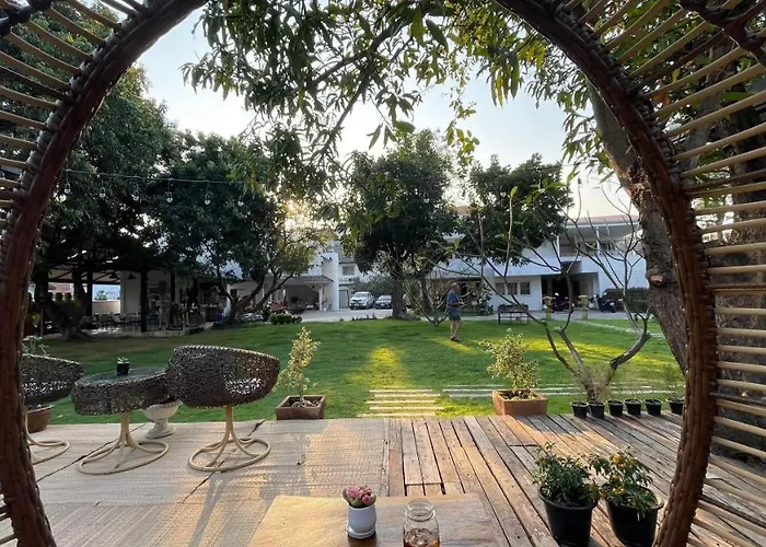 Udee Cozy Hotel