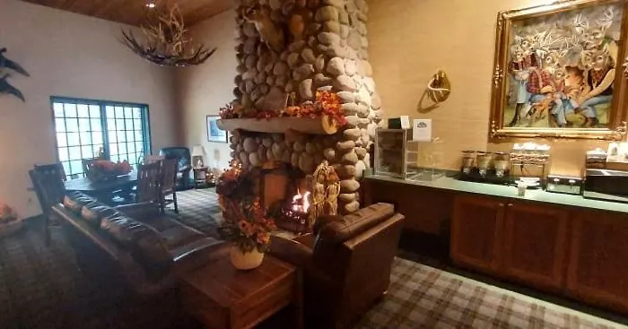 Whitetail Lodge