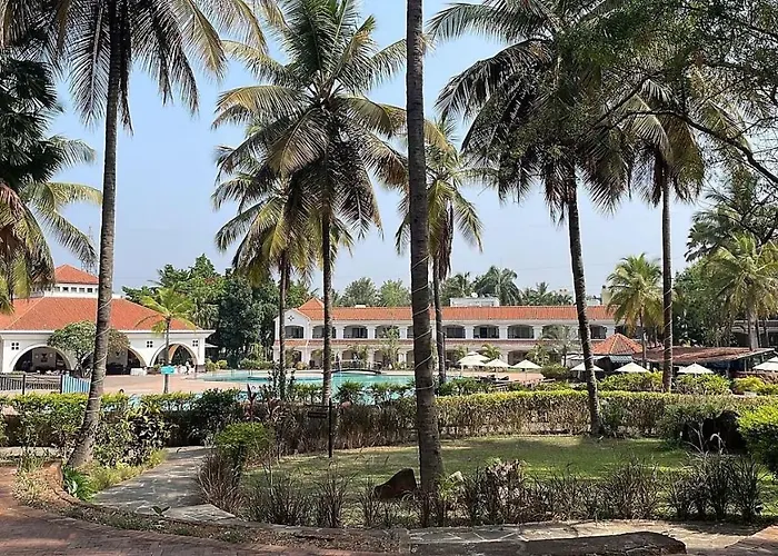The Golden Palms Hotel & Spa