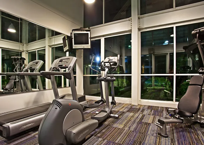 Holiday Inn Chicago - Elk Grove, An Ihg Hotel