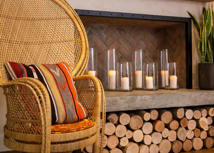 The Leta Santa Barbara Goleta, Tapestry Collection By Hilton