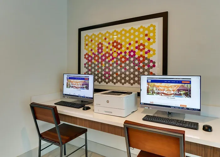 Holiday Inn Express - Cincinnati North - Monroe By Ihg