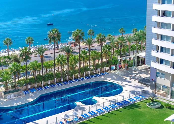 Porto Bello Hotel Resort & Spa