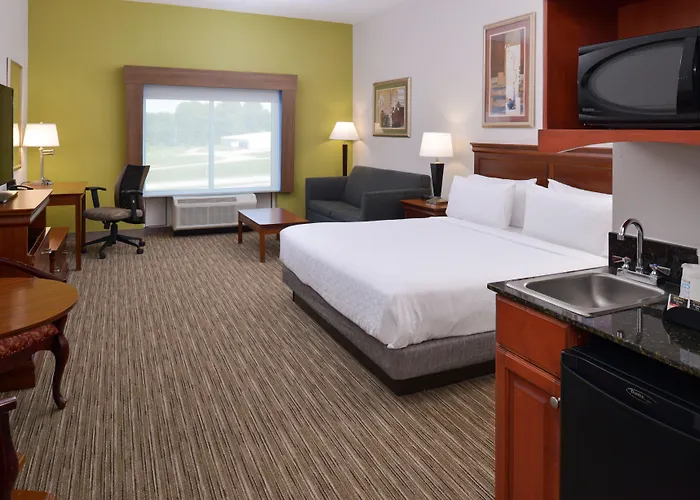 Burkesville Resorts