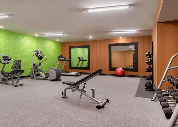 La Quinta Inn & Suites By Wyndham St Louis Route 66