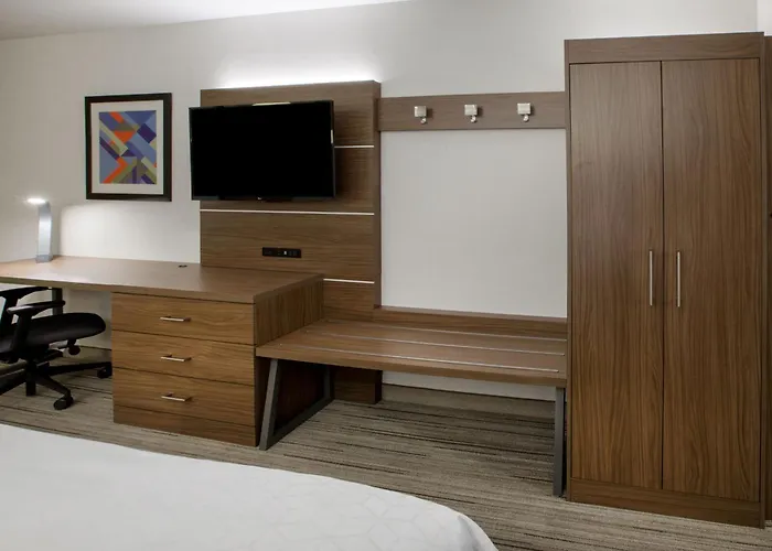 Holiday Inn Express And Suites Thomasville By Ihg