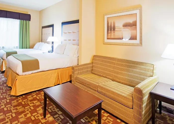 Holiday Inn Express Hotel & Suites Foley By Ihg