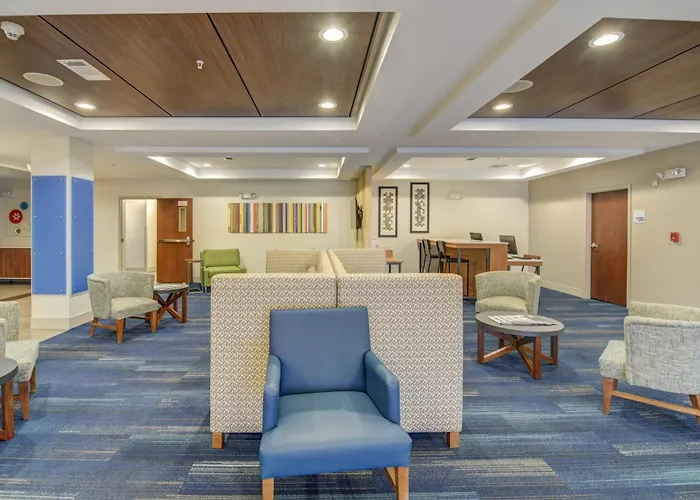 Holiday Inn Express Hotel & Suites Foley By Ihg