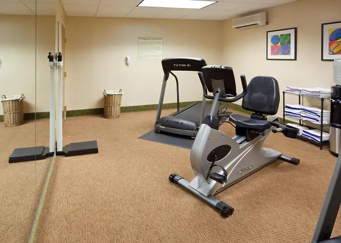 Holiday Inn Express Hotel & Suites Freeport By Ihg
