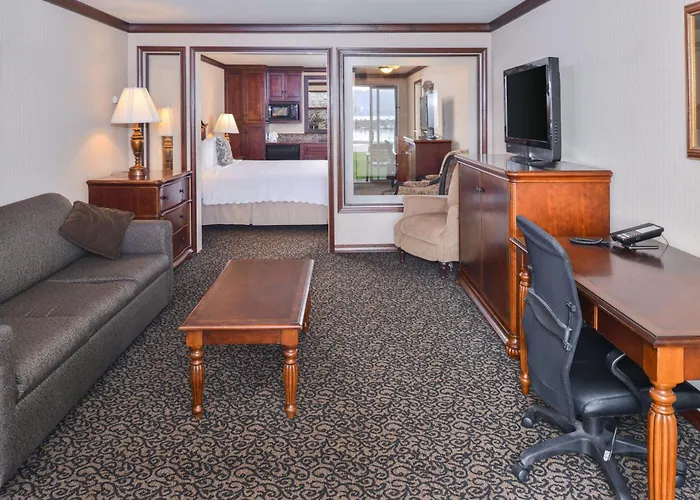 Best Western Edgewater Resort