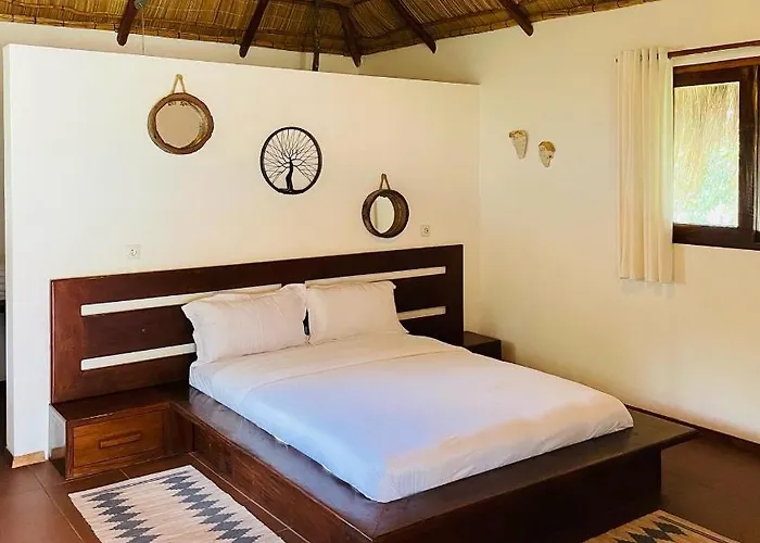Mangal Beach Lodge