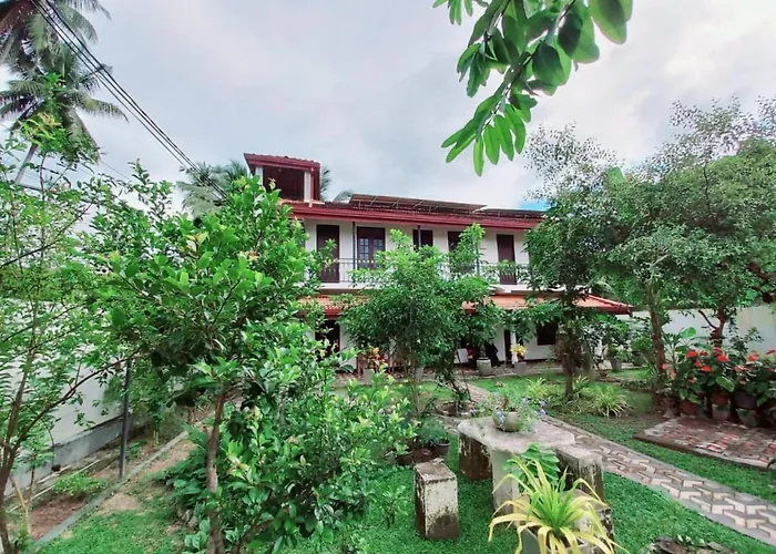 Dinu Lanka Resort