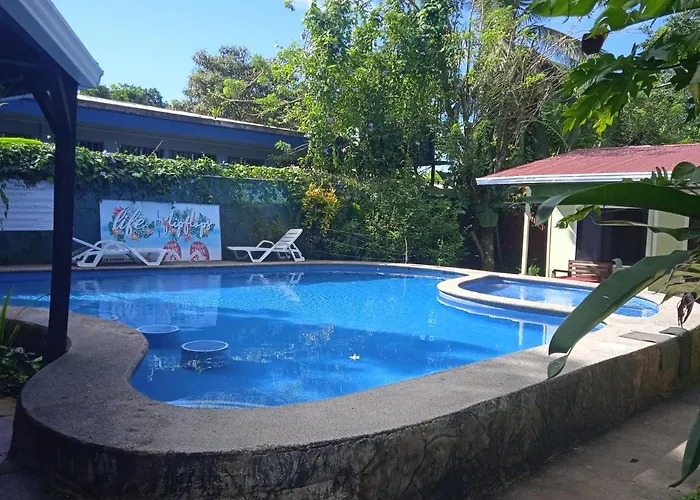 Tortuguero Resorts
