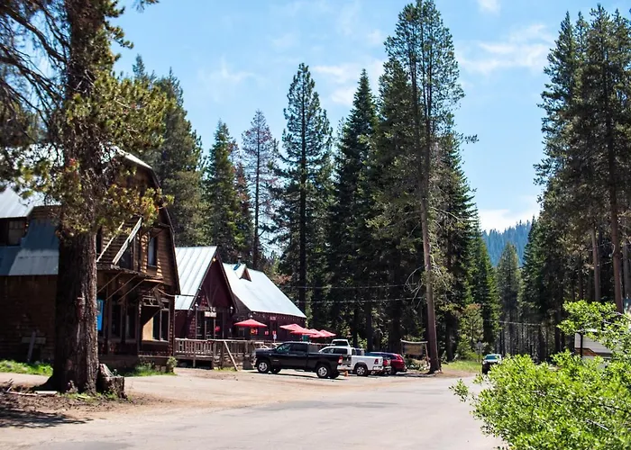 Lakeshore Resort
