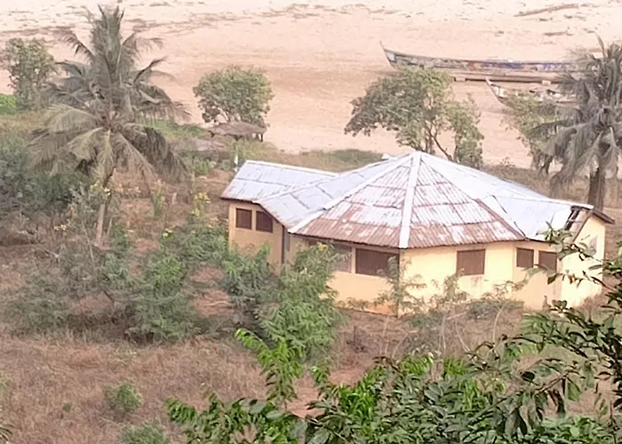 Abuesi Beach Resort