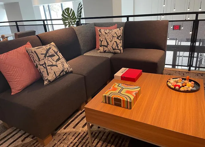 Atwell Suites Austin Airport By Ihg