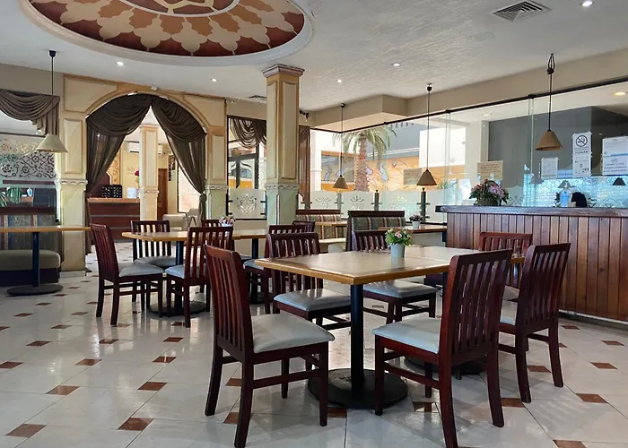 Grand Royal Tampico