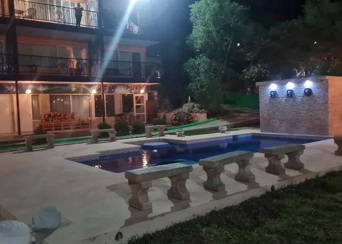 Vista Potrero - Hotel, Camping & Events