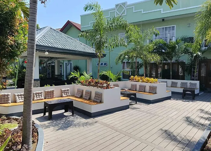 Marand Family Resort