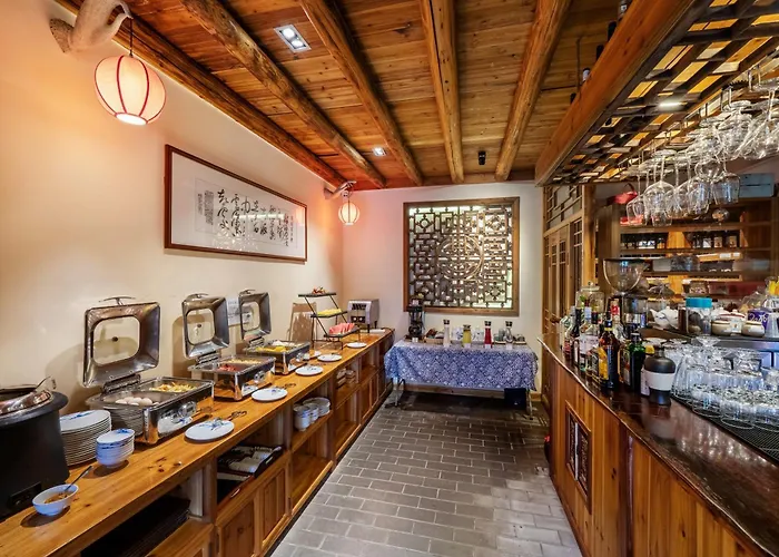 Yangshuo Ancient Garden Boutique Hotel-English Speaking Team&Swimming Pool&Activities Organized&Free Pick Up From Airport Or Ts Over 4 Nights