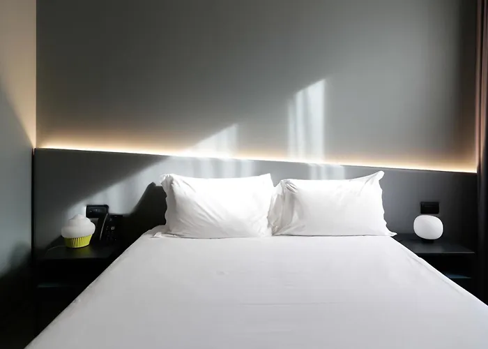 Arryvo Hotel
