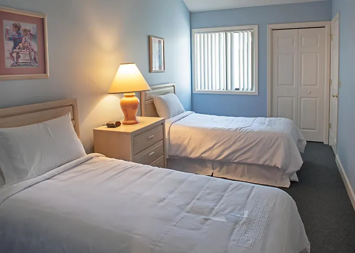 Waterside By Spinnaker Resorts