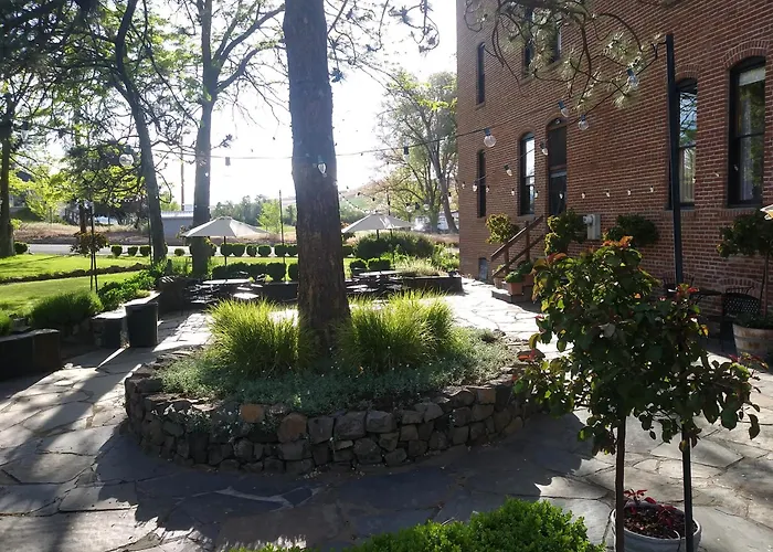 Balch Hotel