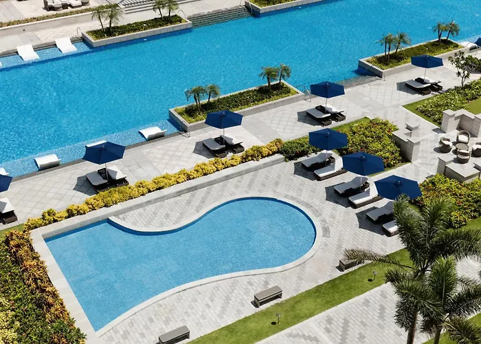 Sheraton Grand Danang Beach Resort & Spa