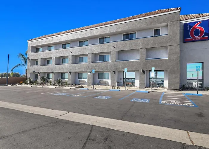 Studio 6 Suites Perris, Ca