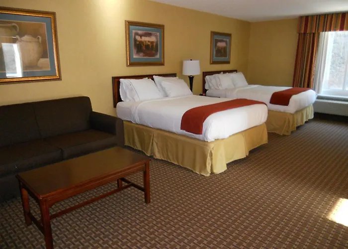 Holiday Inn Express And Suites Hazard By Ihg
