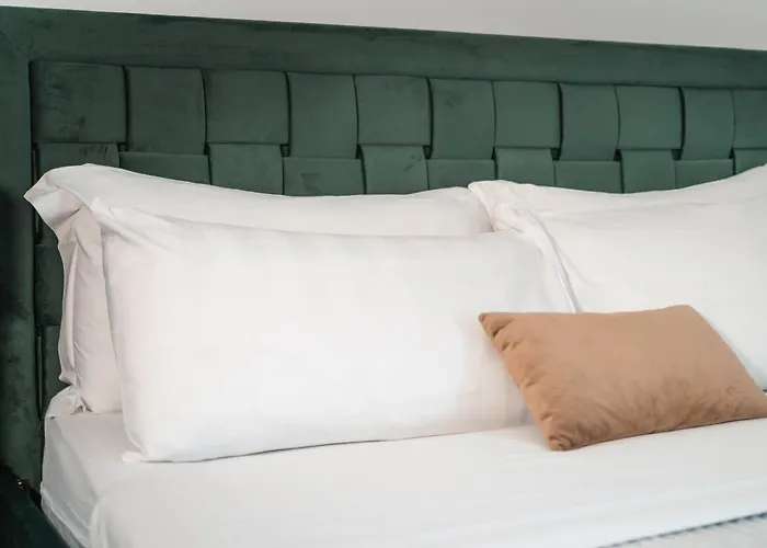 Kairos Hotel