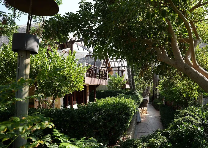 Laguava Resort