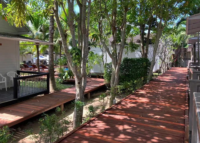 Isle Beach Resort Krabi-Sha