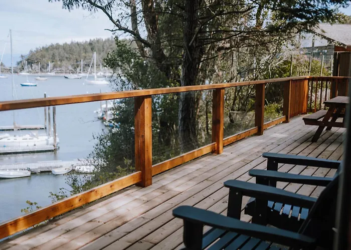 Page'S Resort & Marina