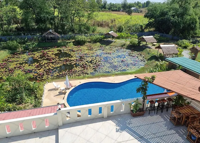 Bua Daeng Homestay Resort