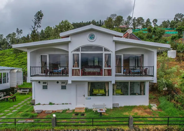 Peri Resorts